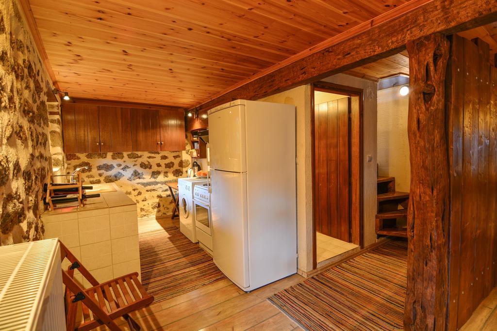 Εν Αρχή - En Arhi Villa อาโน ตริคาลา ภายนอก รูปภาพ