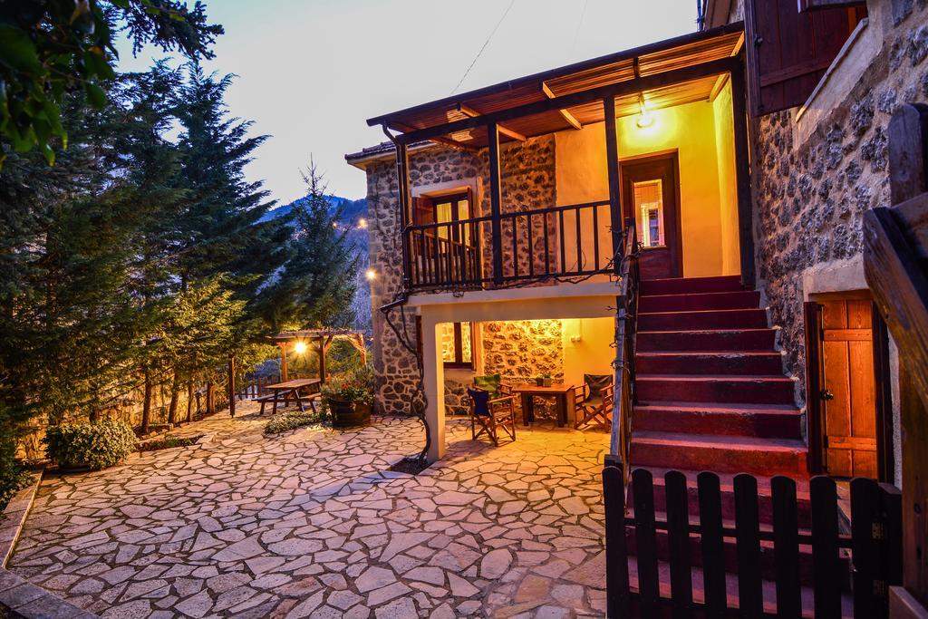 Εν Αρχή - En Arhi Villa อาโน ตริคาลา ภายนอก รูปภาพ